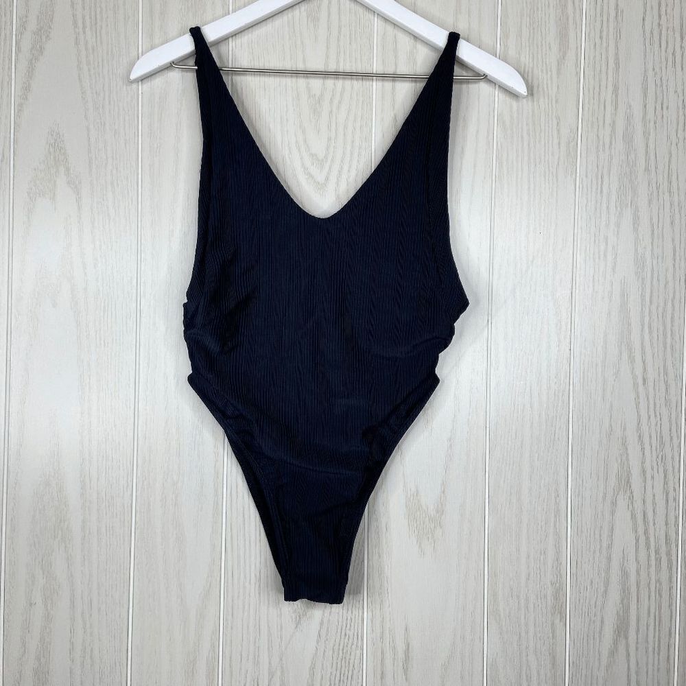 Ris-K Deep Scoop Back One Piece Lined Ribbed Swimsuit Women's Black Size Large